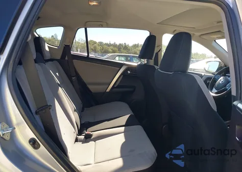 2018 Toyota Rav4 Adventure/Xle z USA, uszkodzony, nr VIN JTMWFREV2JD120667